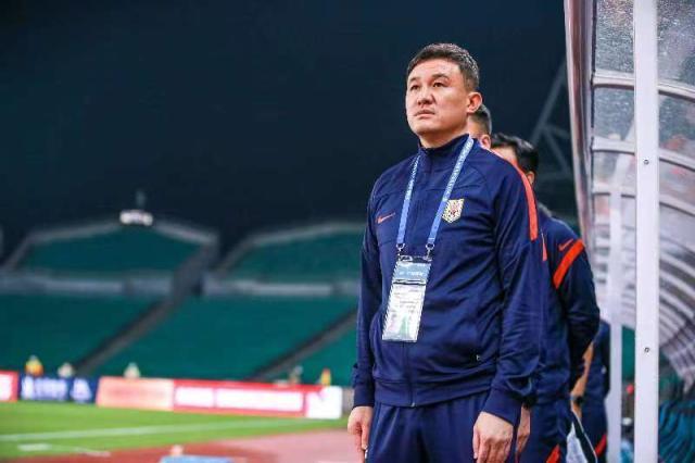 KAIYUN SPORTS-KO重庆队莱昂纳多为何先下后上 泰山喜登首日头名